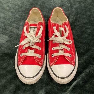 Kids converse
